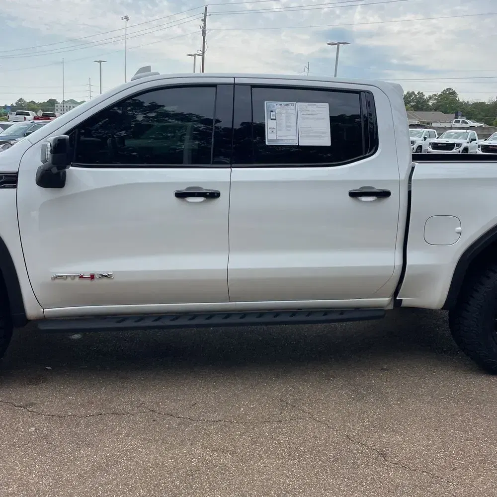 2024 GMC Sierra 1500 AT4X