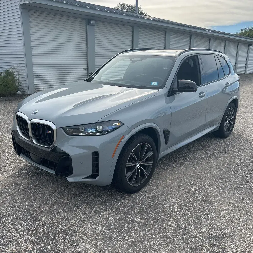 2024 BMW X5 M60i