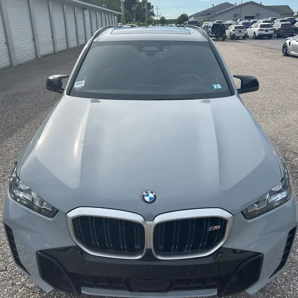 2024 BMW X5 M60i