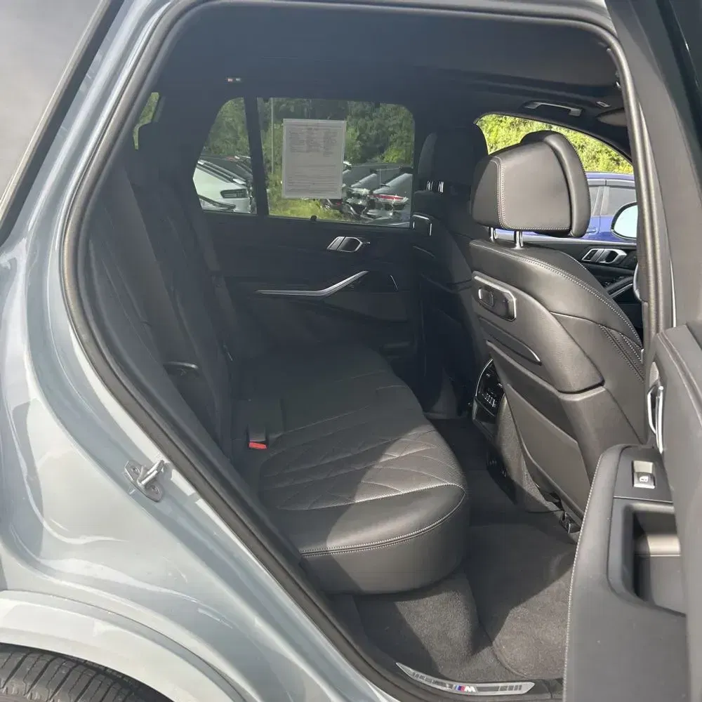 2024 BMW X5 M60i