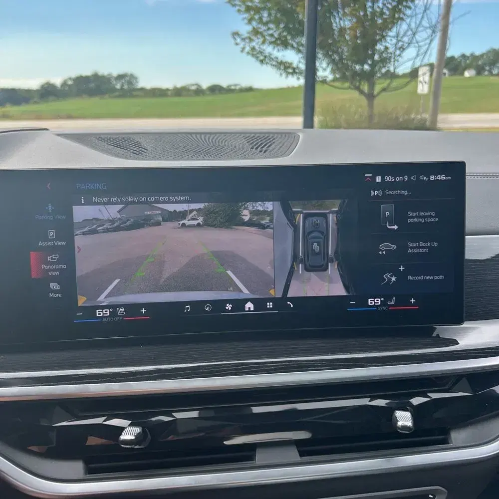 2024 BMW X5 M60i