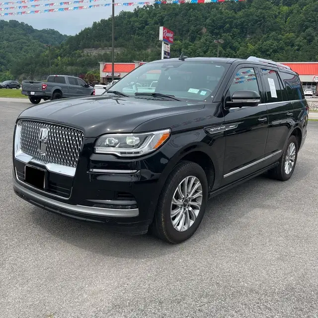 2024 Lincoln Navigator Premiere