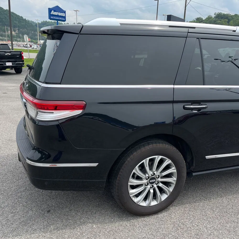 2024 Lincoln Navigator Premiere