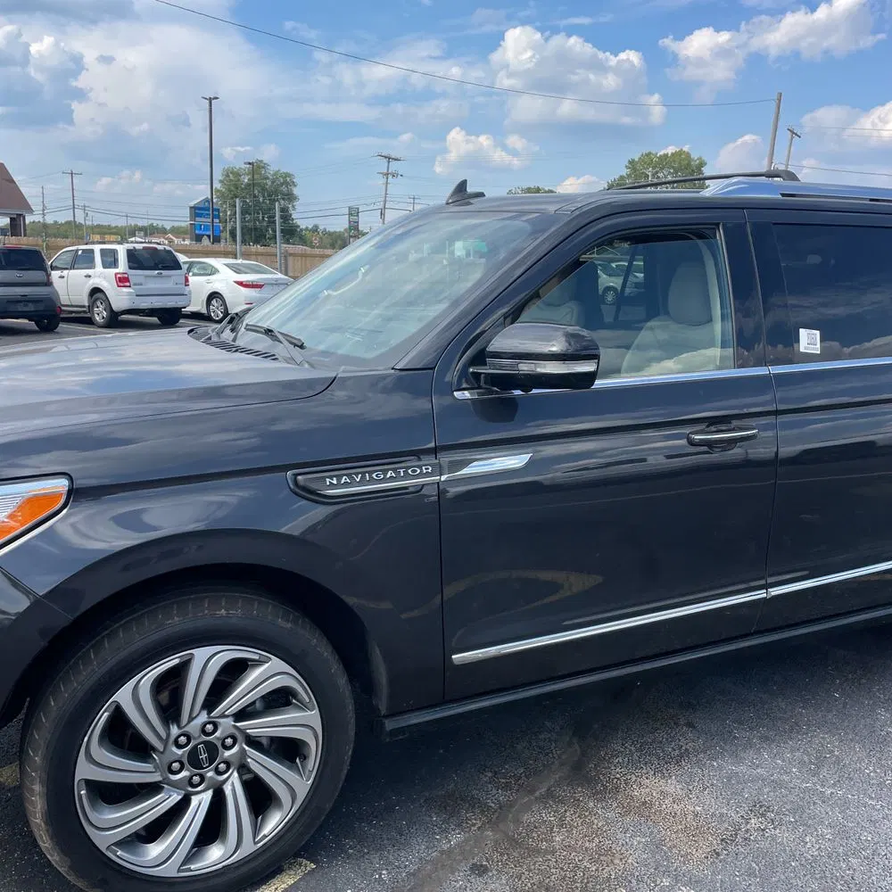 2022 Lincoln Navigator L Reserve