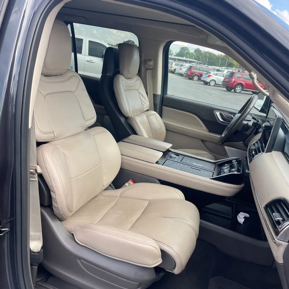 2022 Lincoln Navigator L Reserve