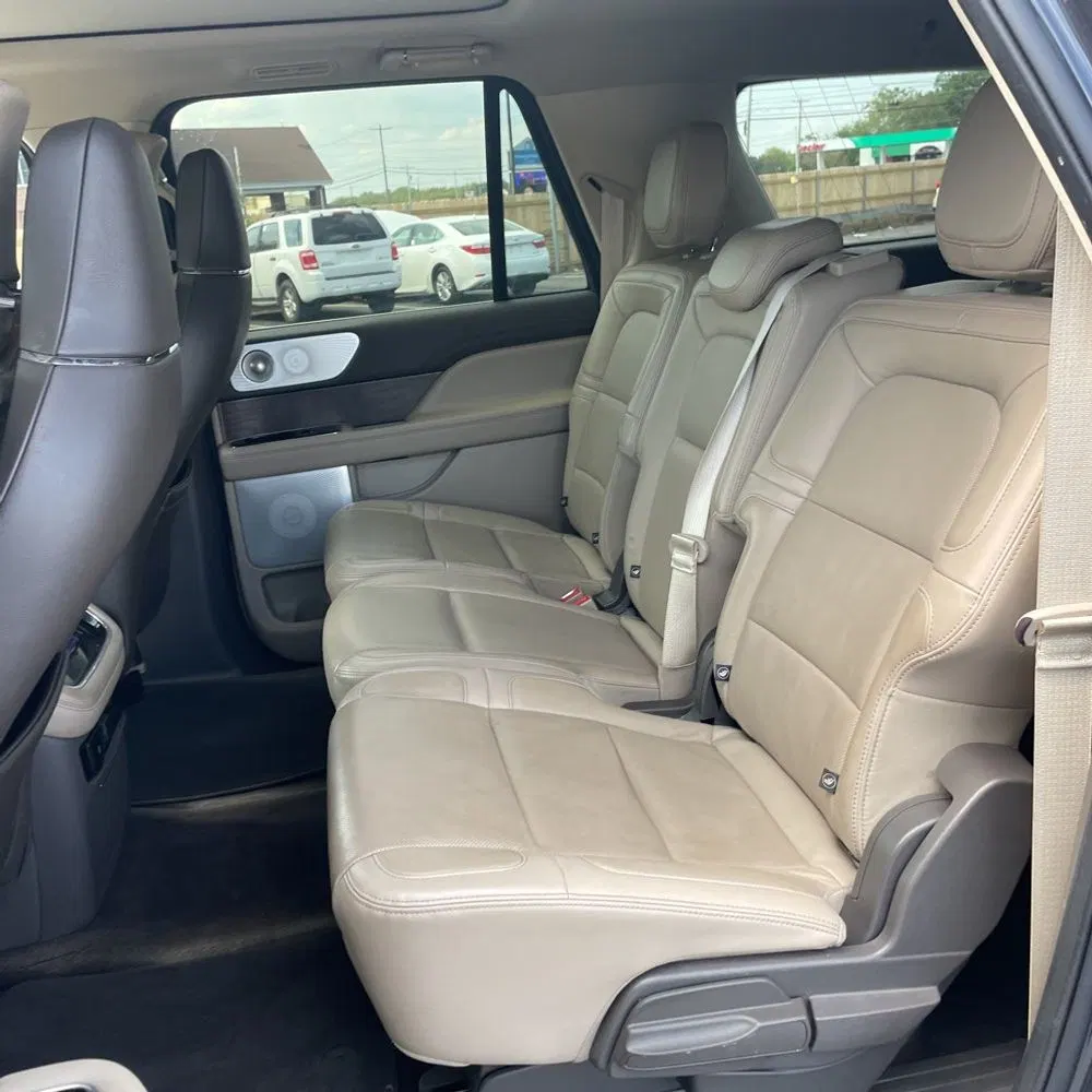 2022 Lincoln Navigator L Reserve