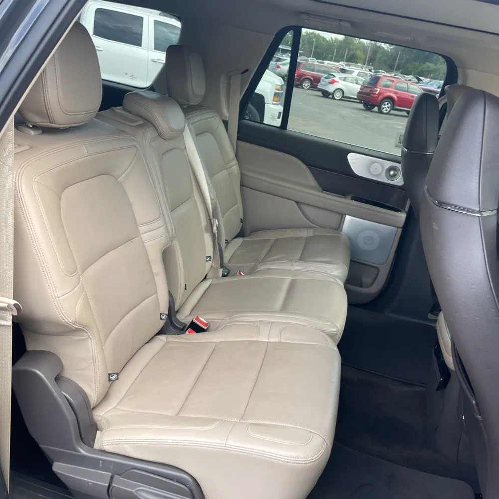 2022 Lincoln Navigator L Reserve