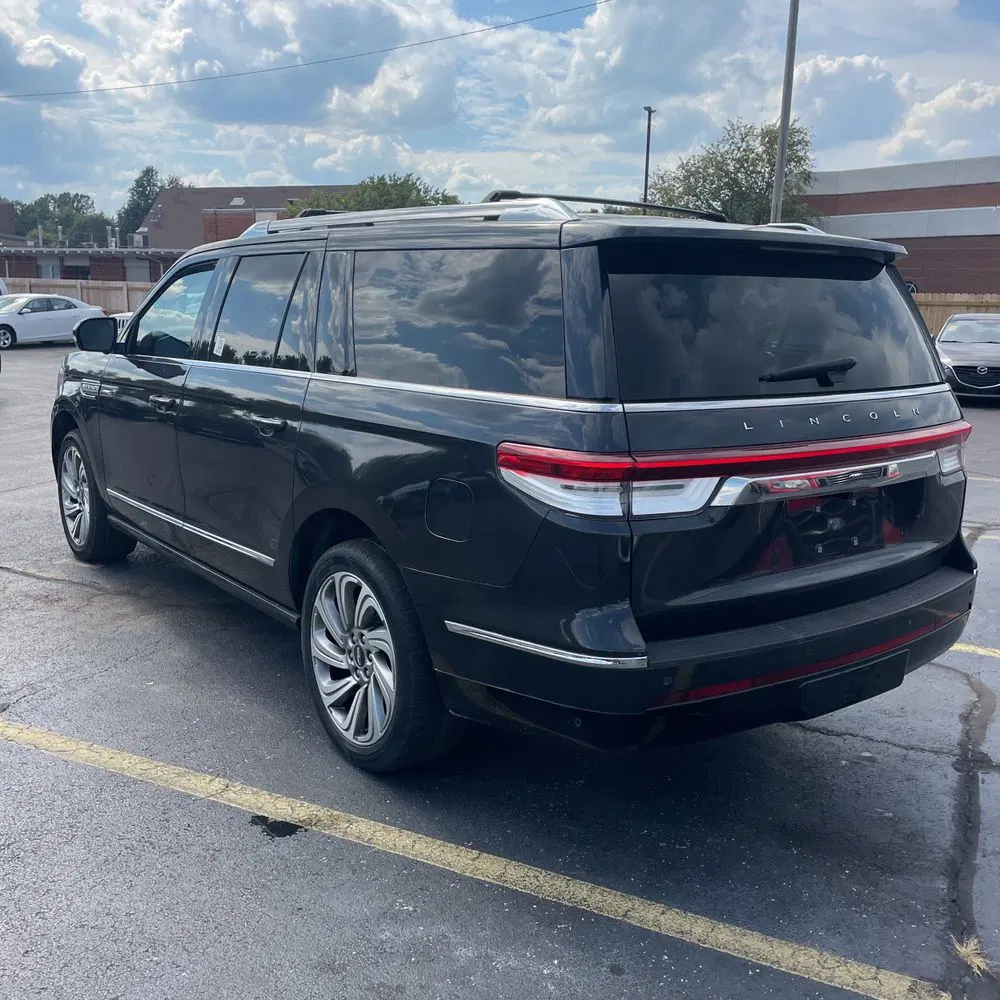 2022 Lincoln Navigator L Reserve