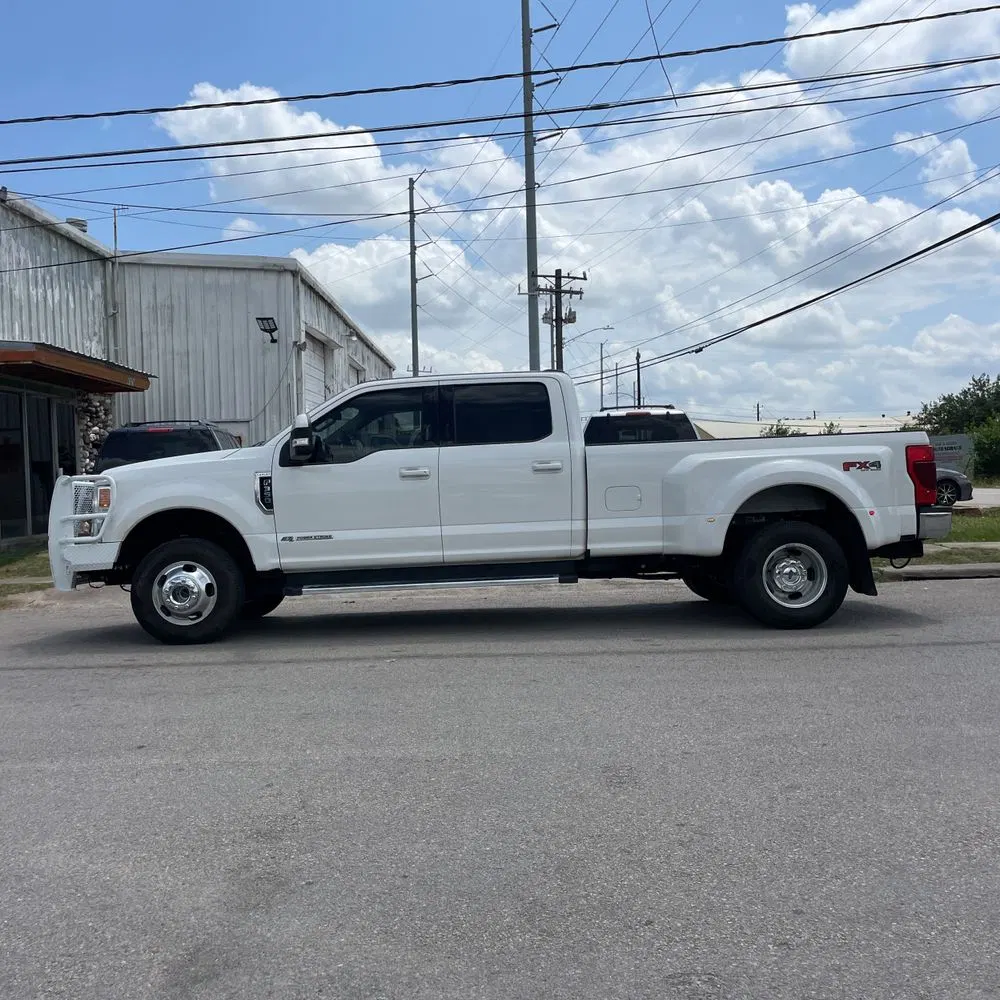 2022 Ford F-350 Super Duty Lariat