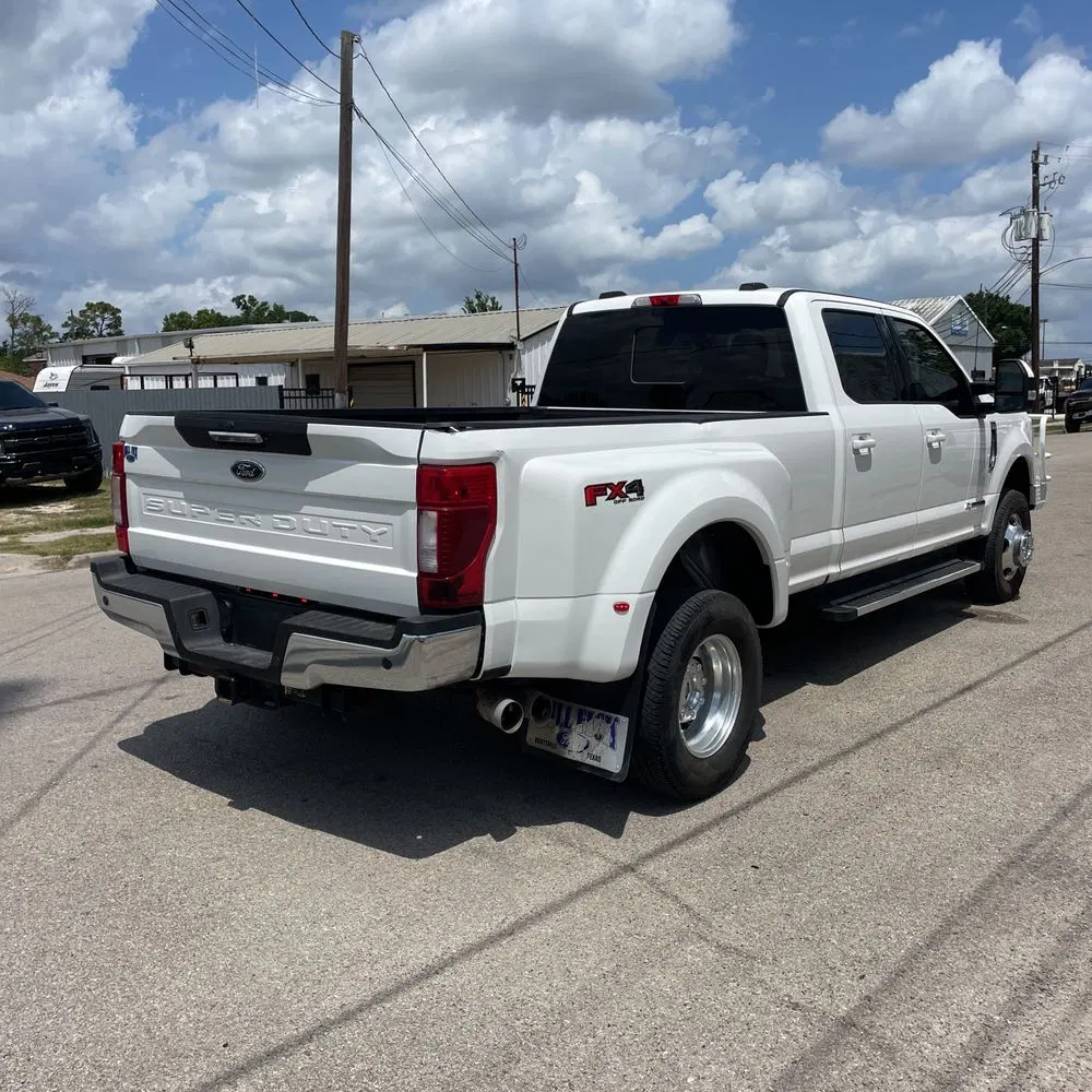 2022 Ford F-350 Super Duty Lariat