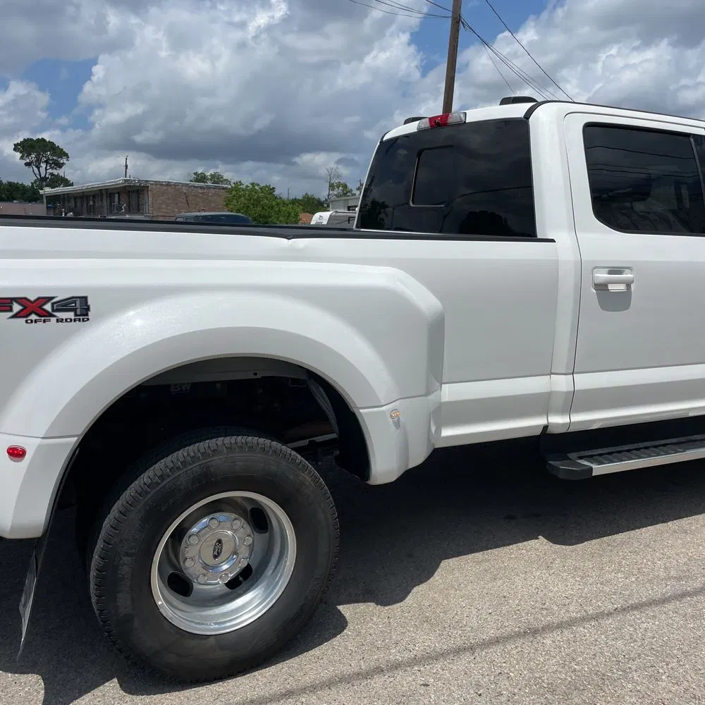 2022 Ford F-350 Super Duty Lariat