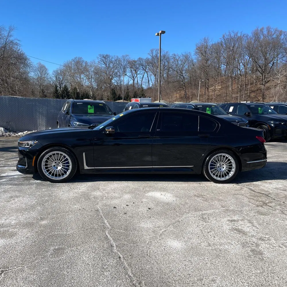 2022 BMW 7 Series ALPINA B7 xDrive