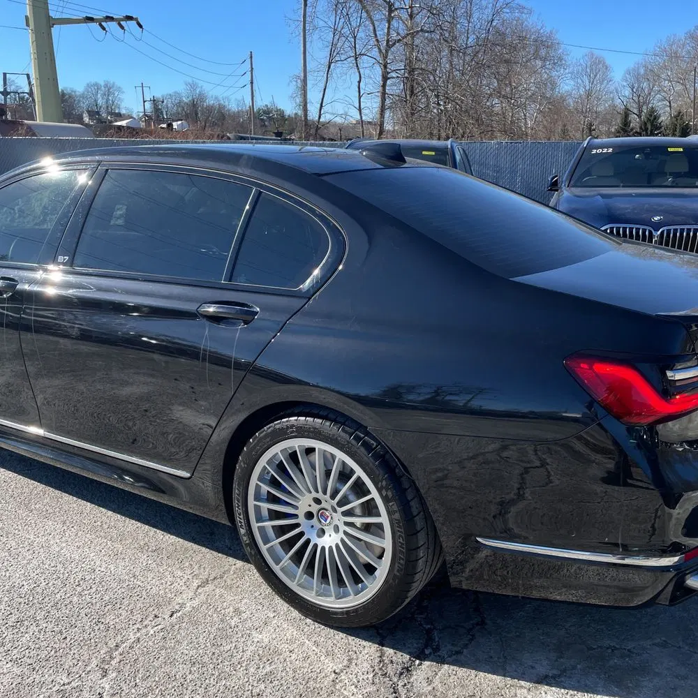 2022 BMW 7 Series ALPINA B7 xDrive