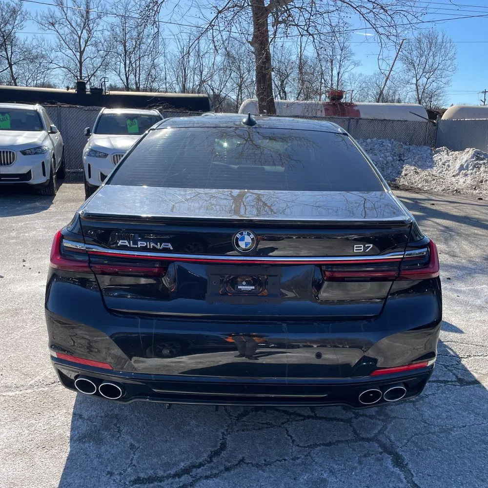 2022 BMW 7 Series ALPINA B7 xDrive