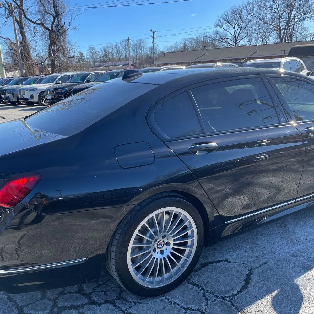 2022 BMW 7 Series ALPINA B7 xDrive