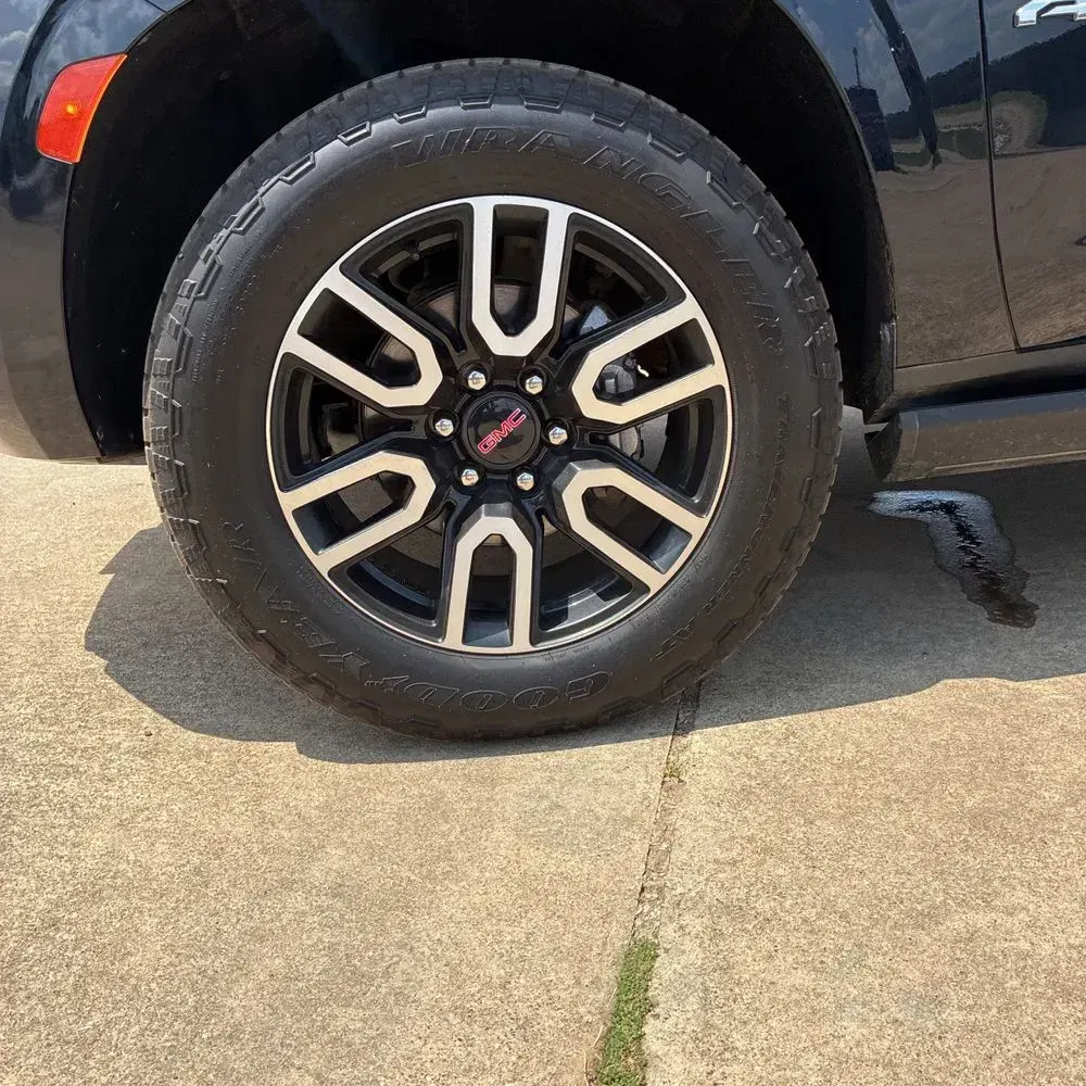 2022 GMC Yukon AT4
