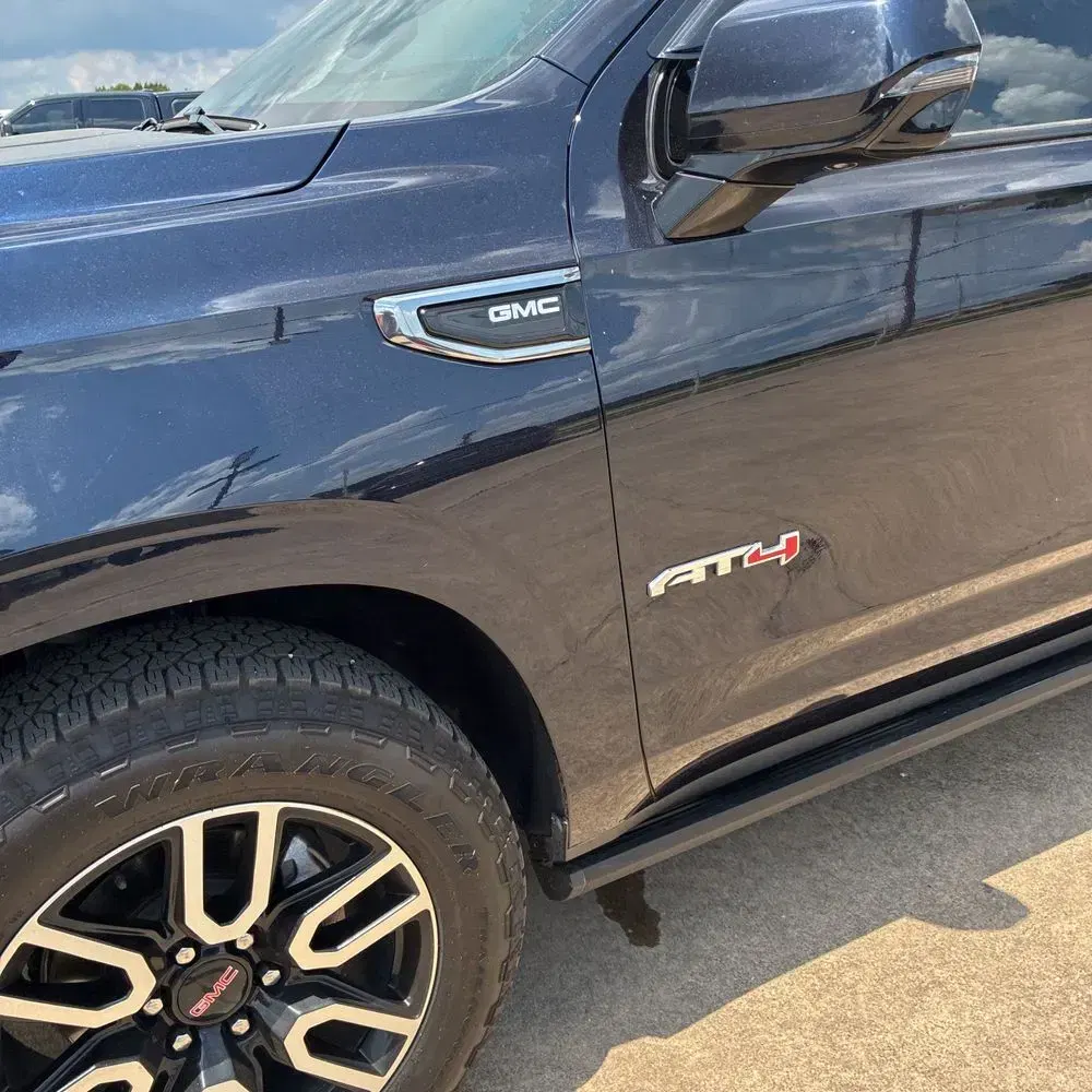 2022 GMC Yukon AT4