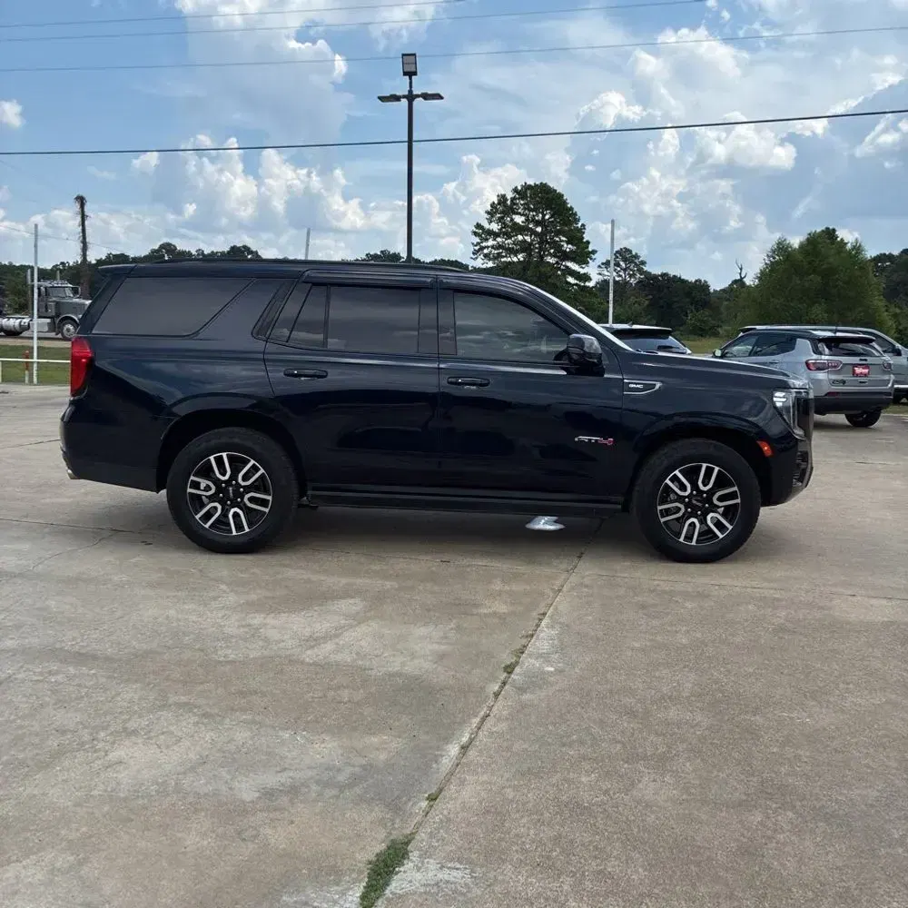 2022 GMC Yukon AT4