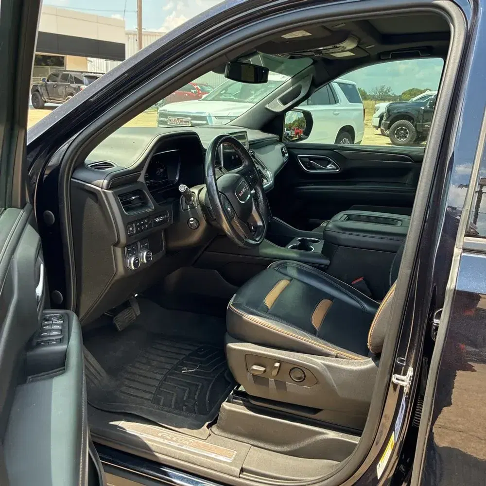 2022 GMC Yukon AT4