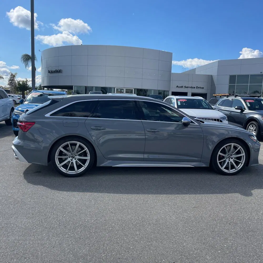 2022 Audi RS 6