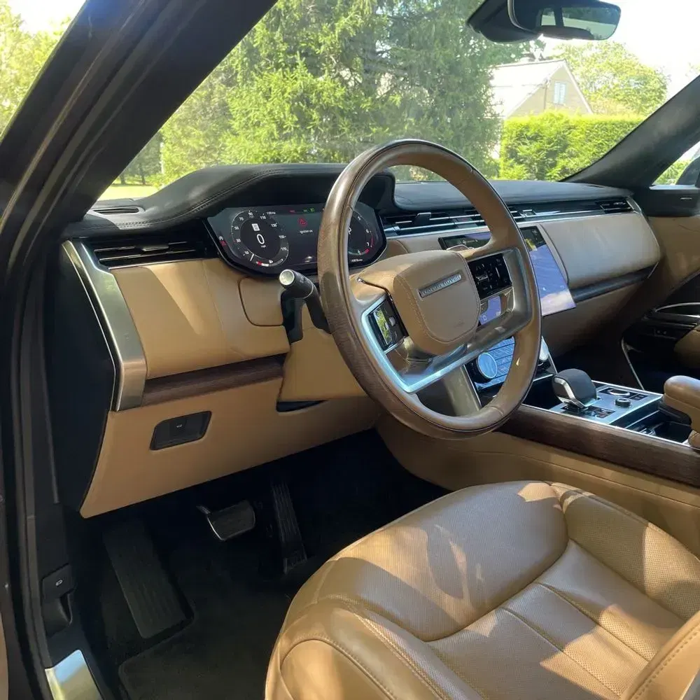 2023 Land Rover Range Rover SE