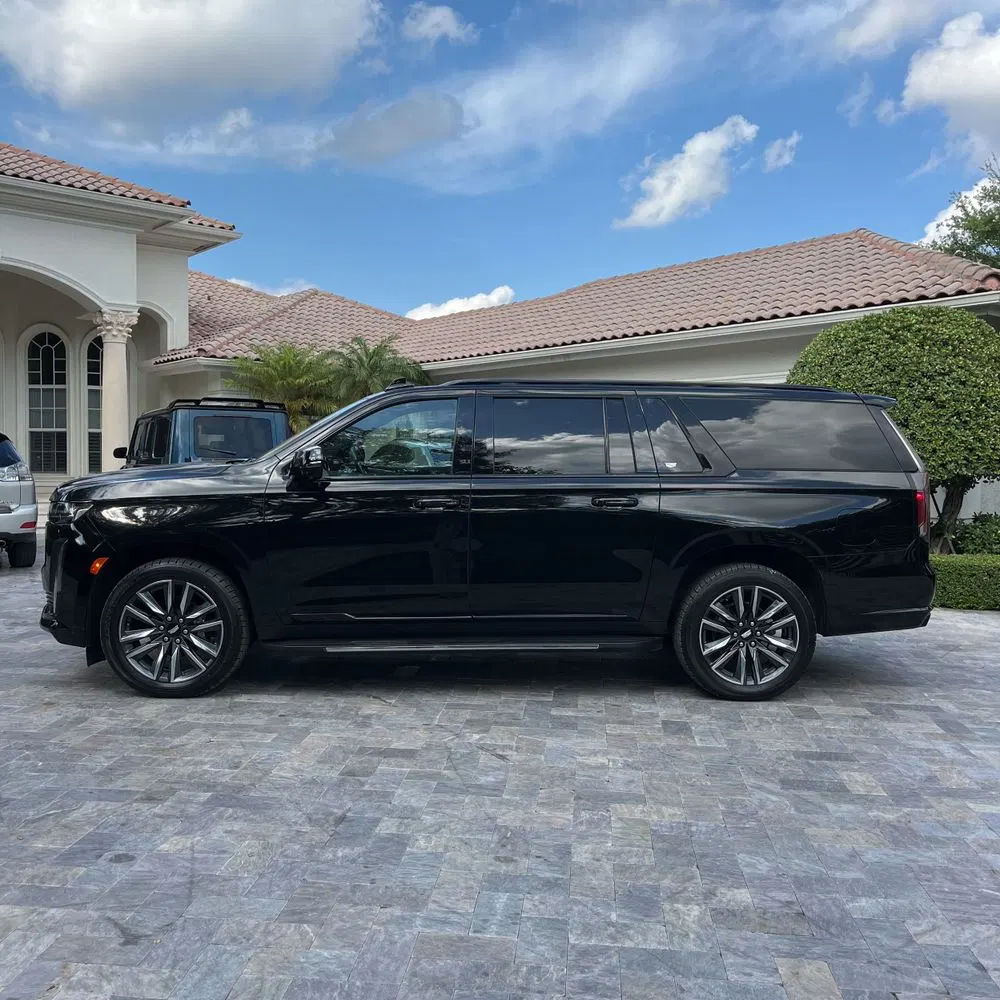 2023 Cadillac Escalade ESV Sport