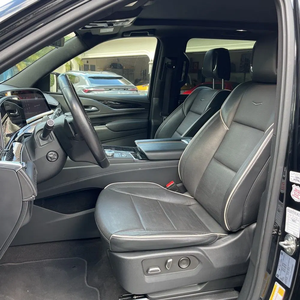 2023 Cadillac Escalade ESV Sport