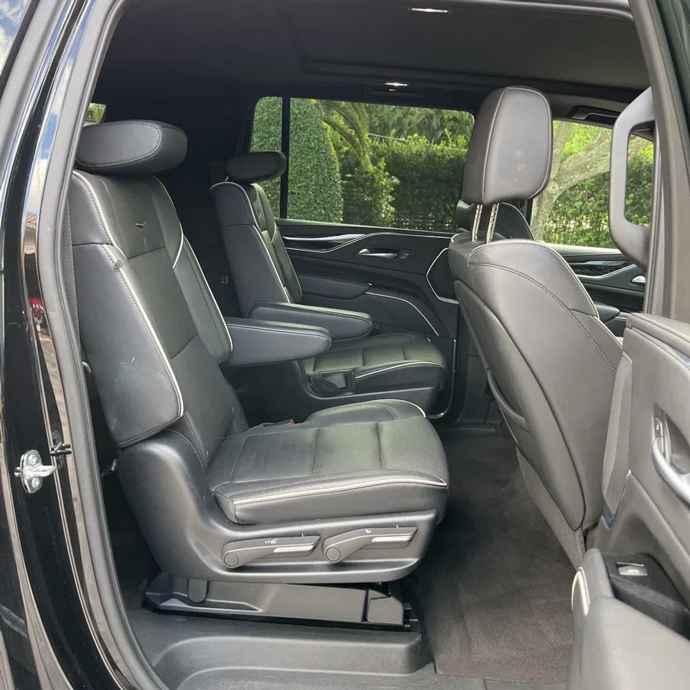 2023 Cadillac Escalade ESV Sport