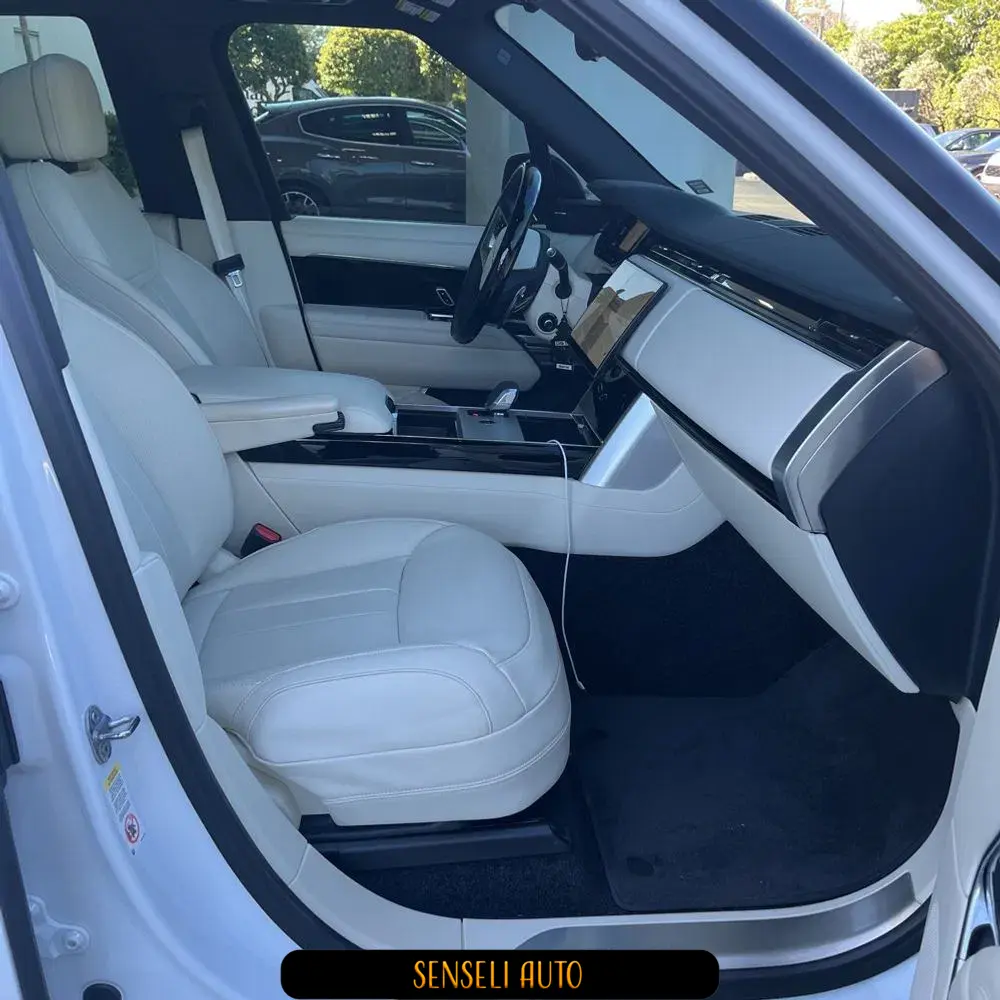 2024 Land Rover Range Rover P400 SE