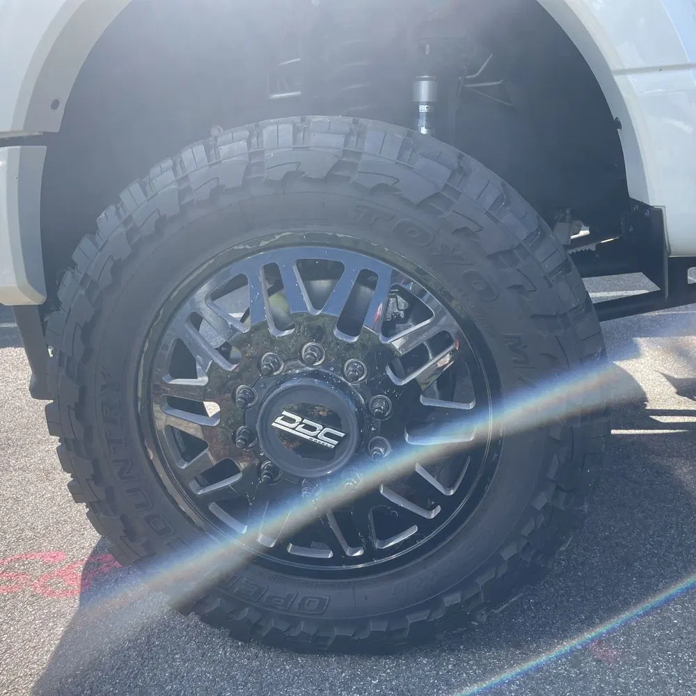 2023 Ford F-450 Super Duty Lariat