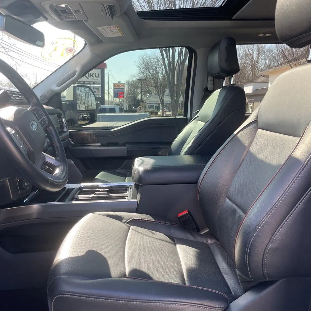 2023 Ford F-450 Super Duty Lariat
