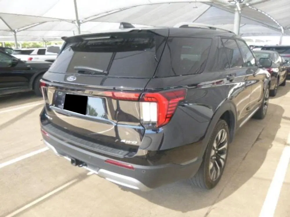 2025 Ford Explorer Platinum
