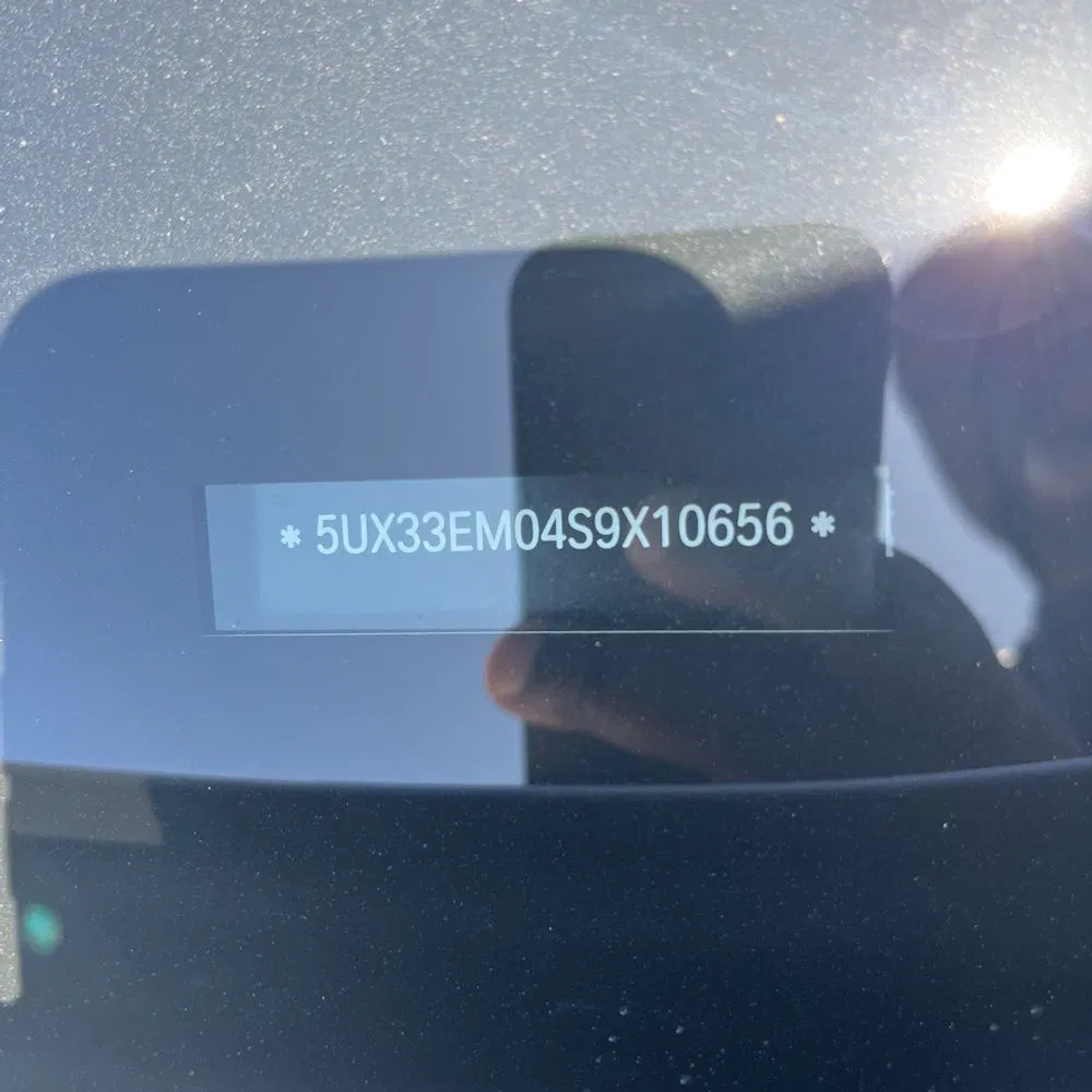 2025 BMW X7 M60i
