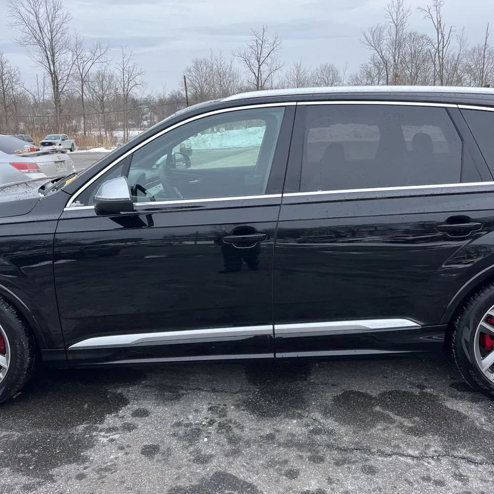 2025 Audi SQ7 Prestige
