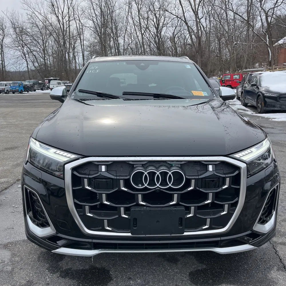 2025 Audi SQ7 Prestige