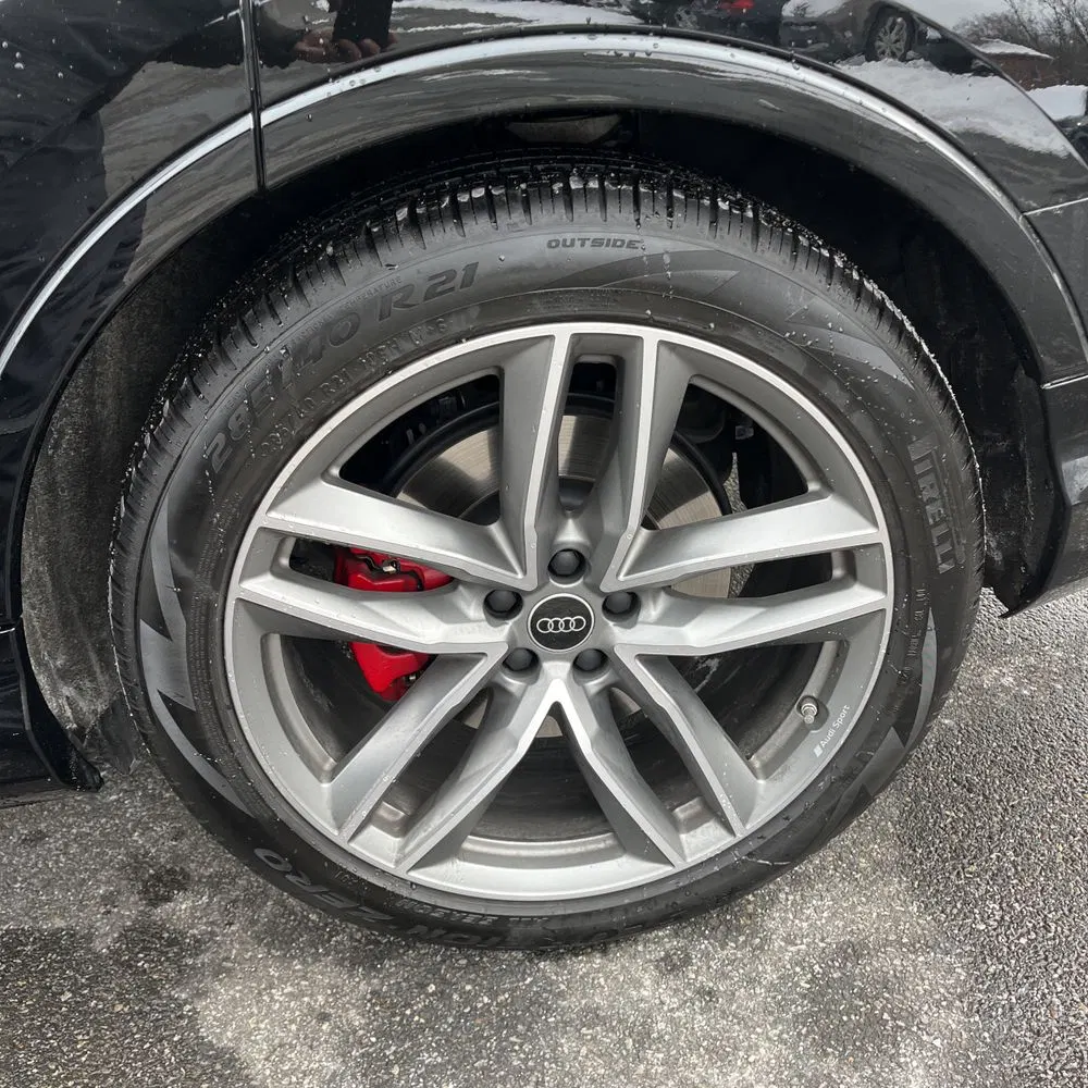 2025 Audi SQ7 Prestige