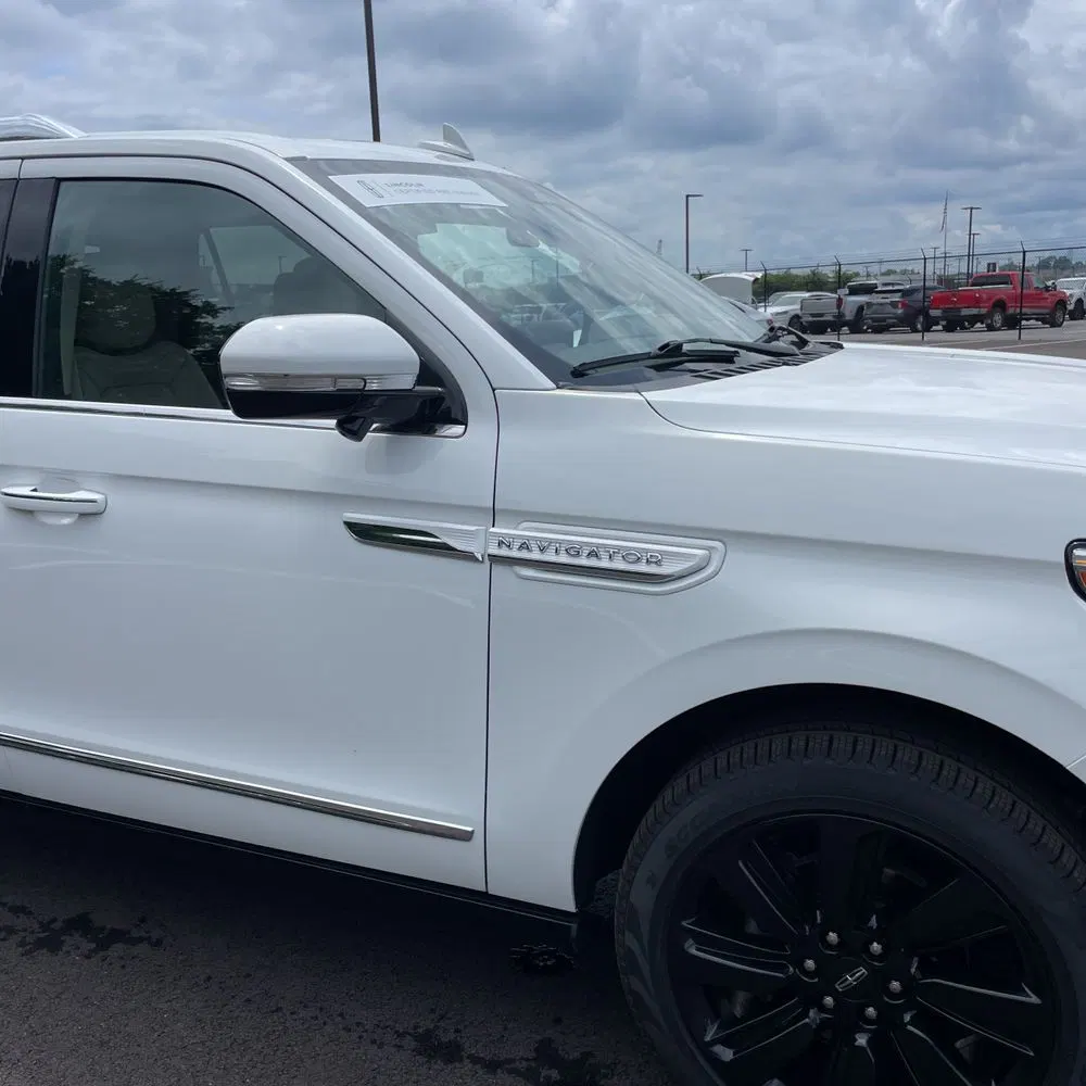 2024 Lincoln Navigator L Reserve