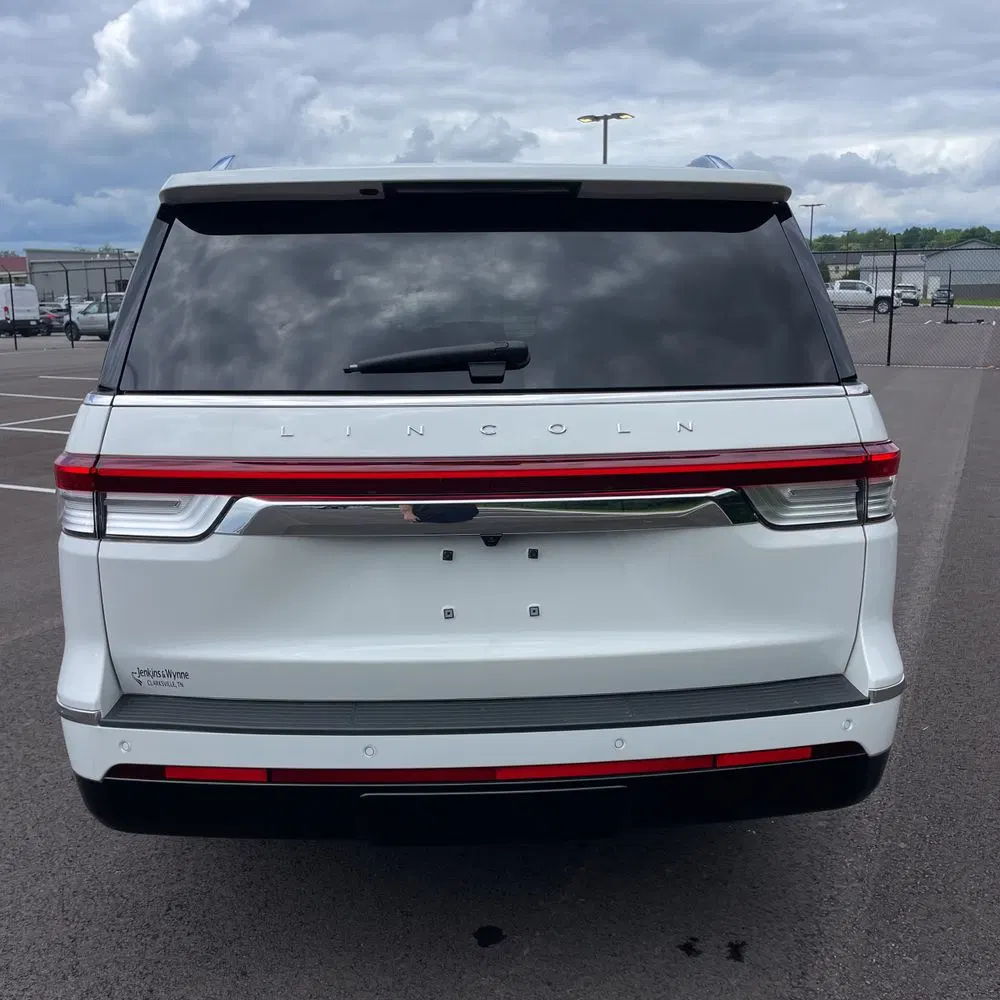2024 Lincoln Navigator L Reserve
