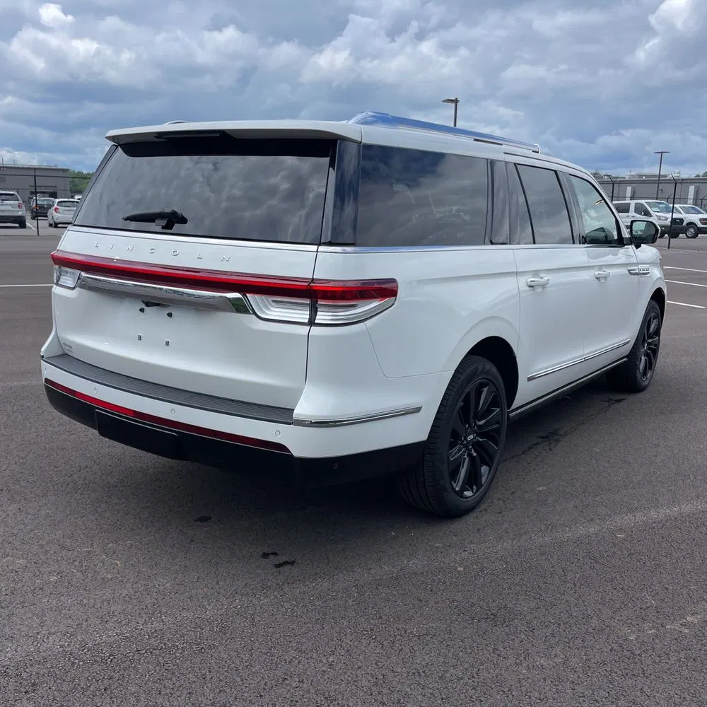 2024 Lincoln Navigator L Reserve