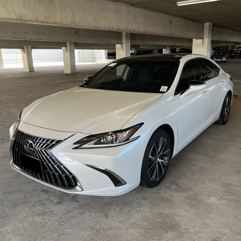 2025 Lexus ES 350 Base