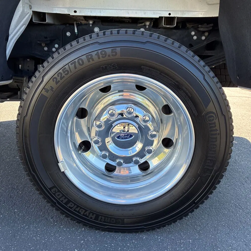 2023 Ford F-450 Super Duty Platinum