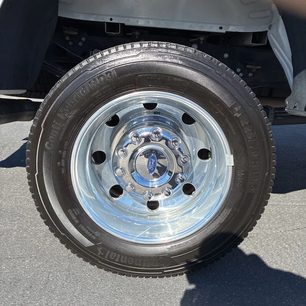 2023 Ford F-450 Super Duty Platinum