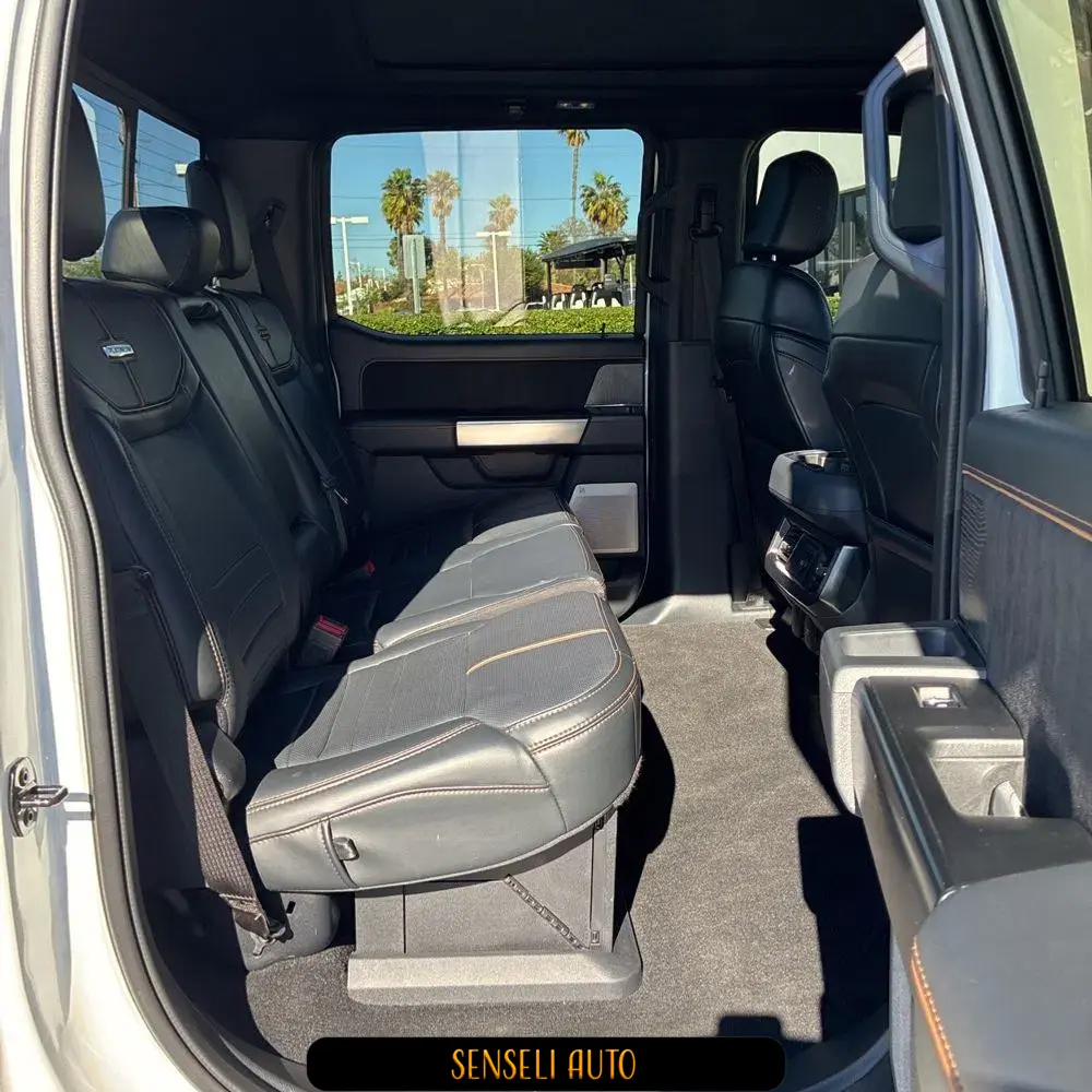 2023 Ford F-450 Super Duty Platinum