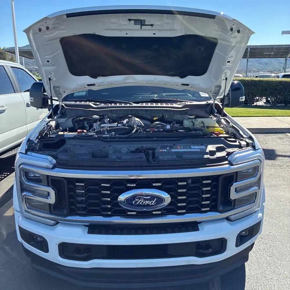 2023 Ford F-450 Super Duty Platinum
