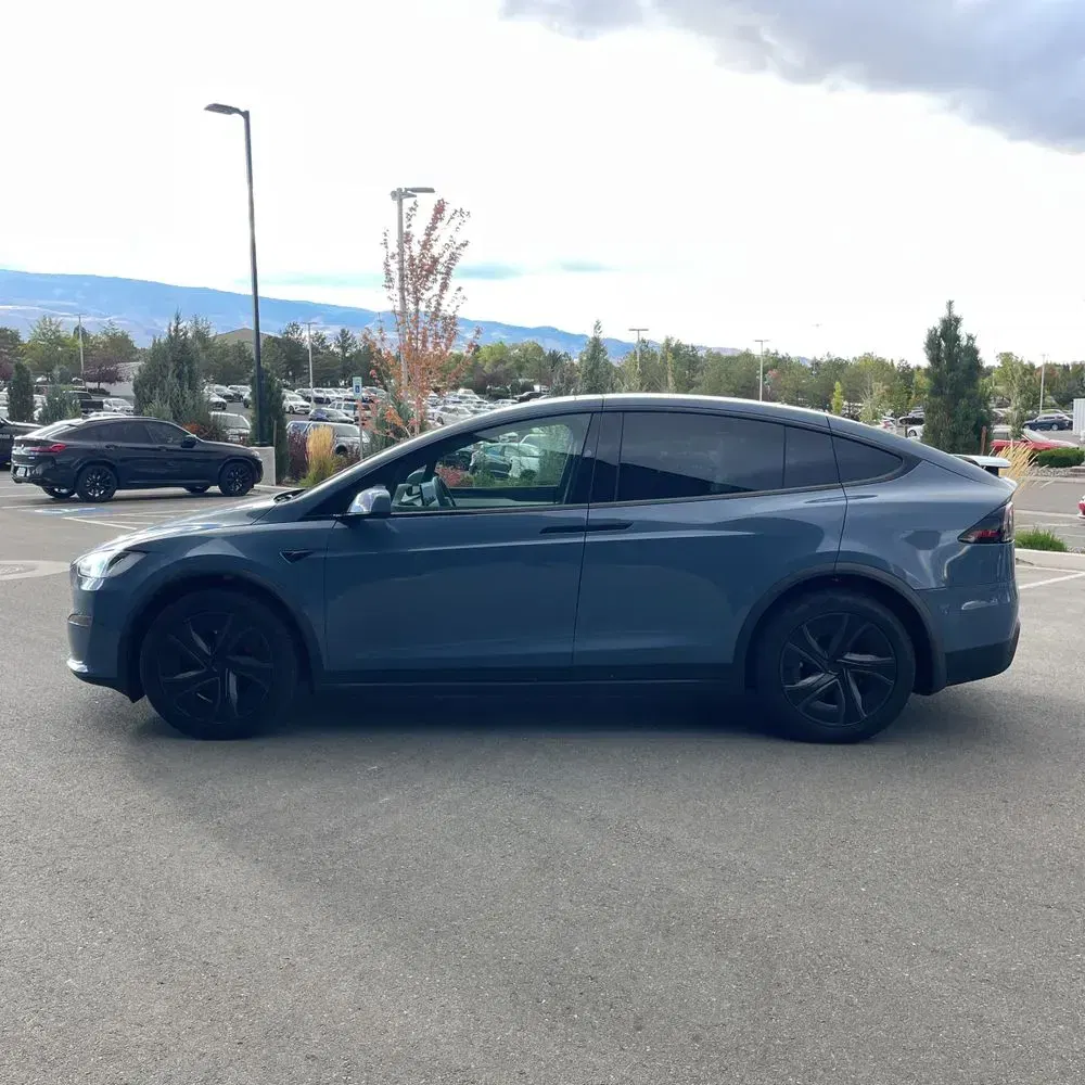 2026 Tesla Model X Plaid