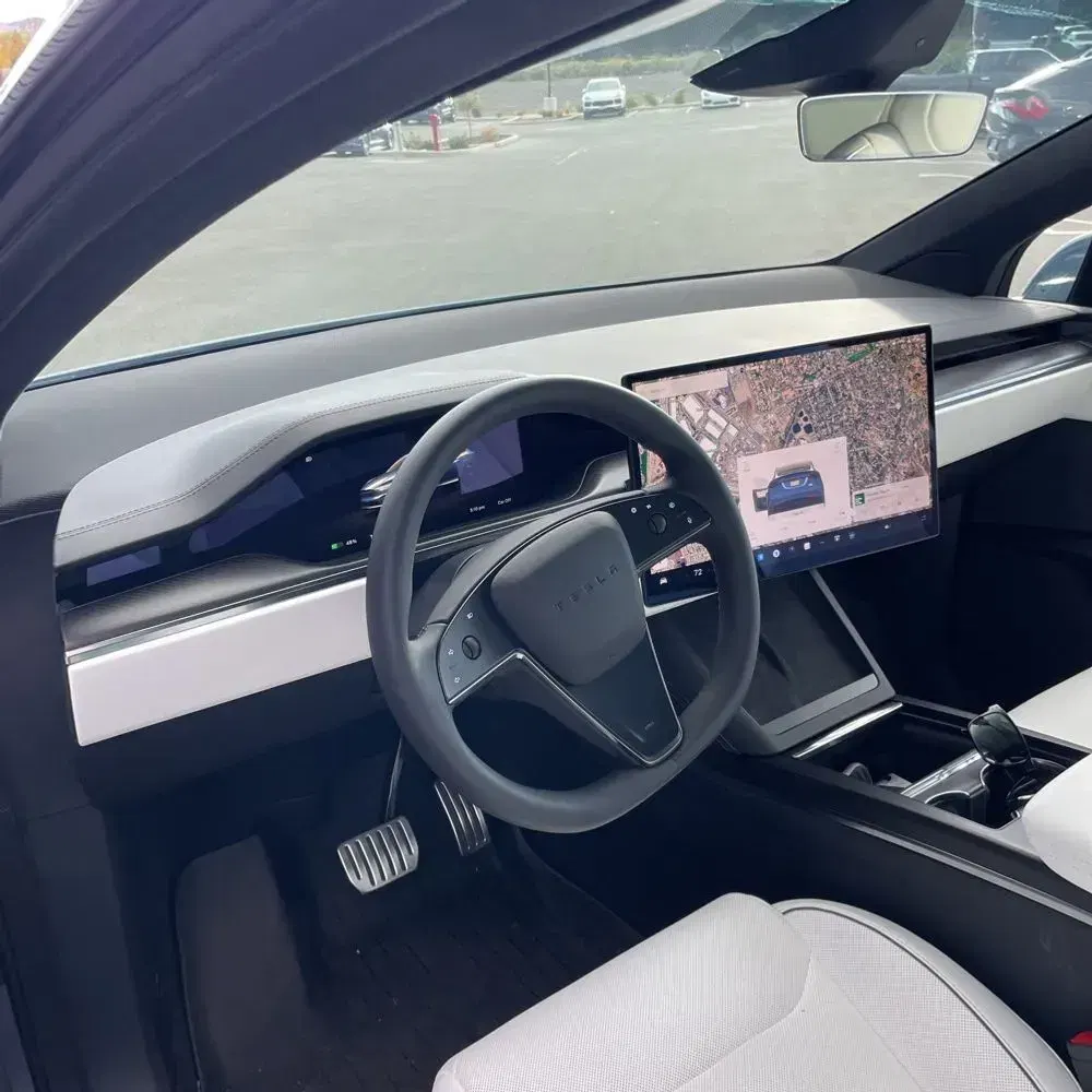 2026 Tesla Model X Plaid
