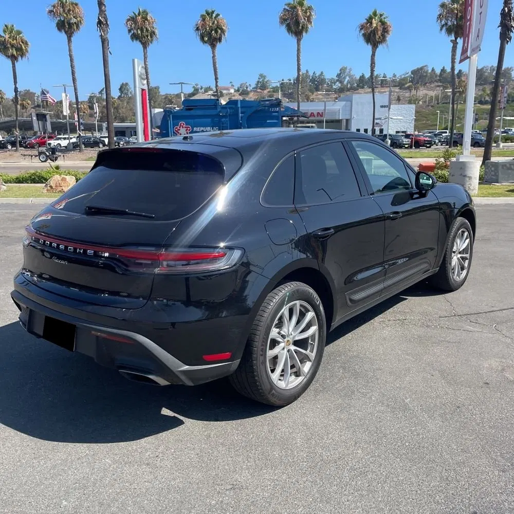 2024 Porsche Macan Base