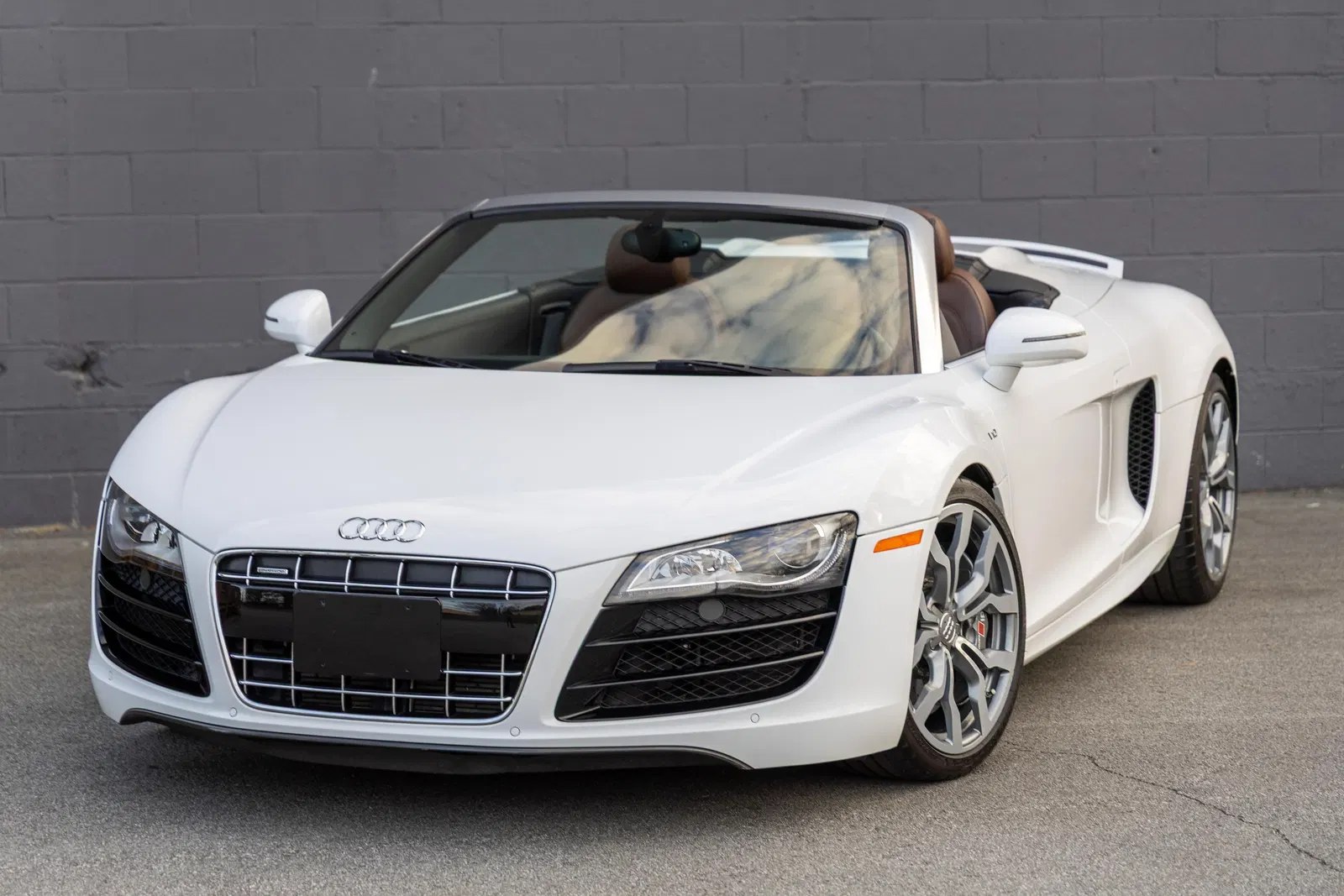 2012 Audi R8 V10 Spyder - ~7,600 Miles, Gated 6-Speed Manual, 525-hp V10, Carbon Ceramic Brakes