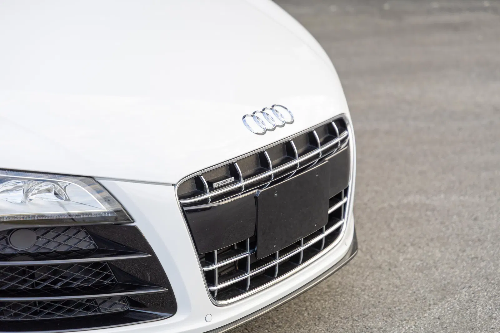2012 Audi R8 V10 Spyder - ~7,600 Miles, Gated 6-Speed Manual, 525-hp V10, Carbon Ceramic Brakes