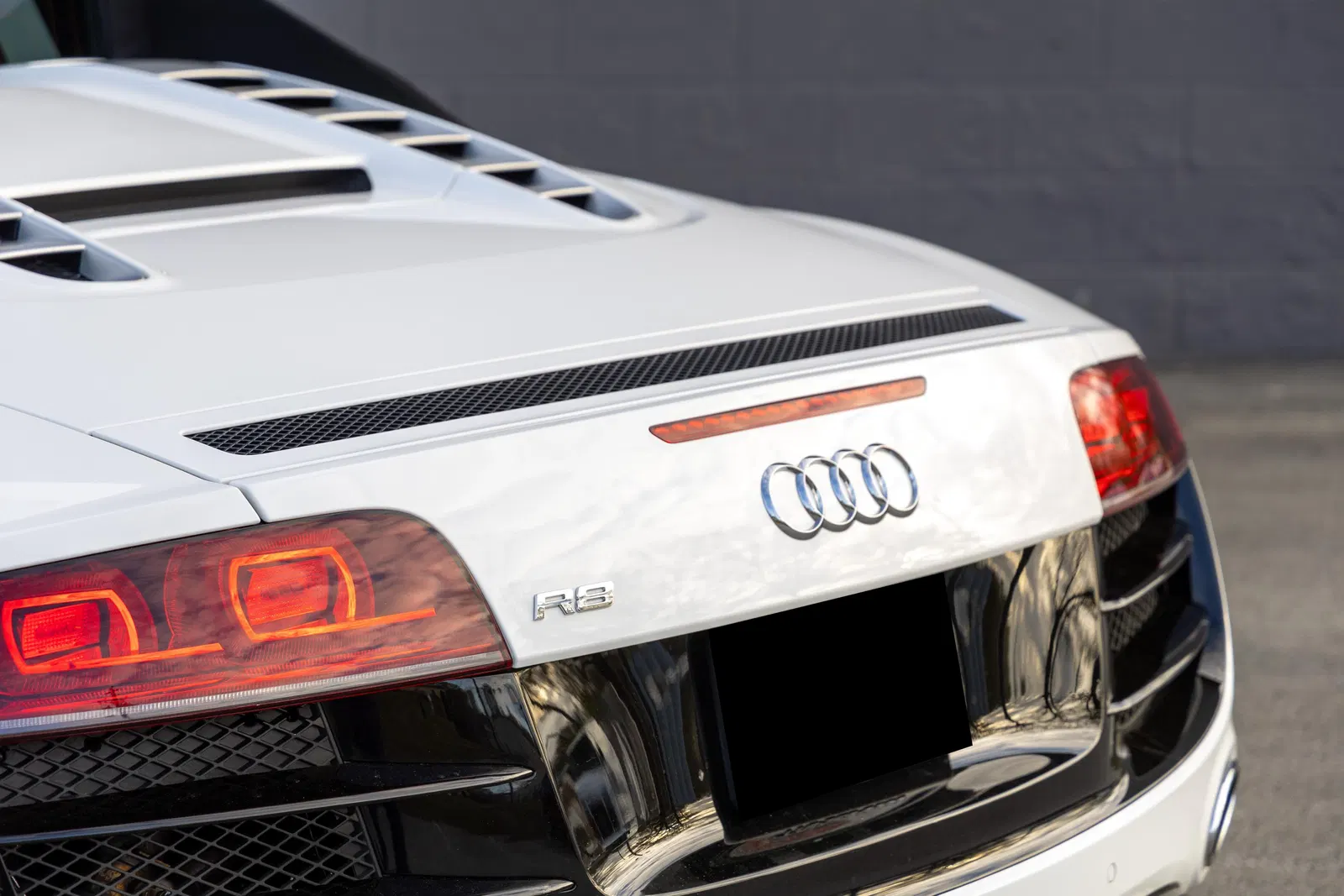2012 Audi R8 V10 Spyder - ~7,600 Miles, Gated 6-Speed Manual, 525-hp V10, Carbon Ceramic Brakes